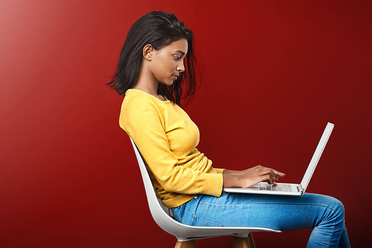 Témoin ou victime : que faire en cas de cyberharcèlement ? - Heyme