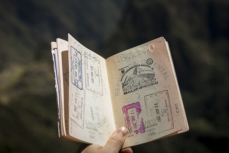 Faire une demande de visa pour étudier à l'étranger - Heyme