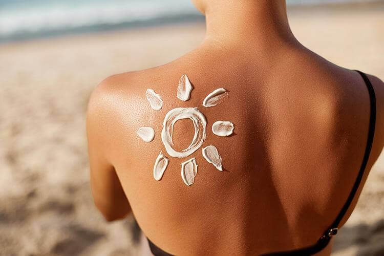 Que faire après un coup de soleil ? - Heyme