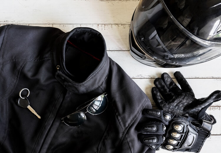 Comment éviter les coups de chaud à moto ? - Heyme